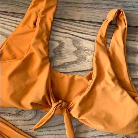 High Waisted Cheeky Bikini - Picture 6 of 8